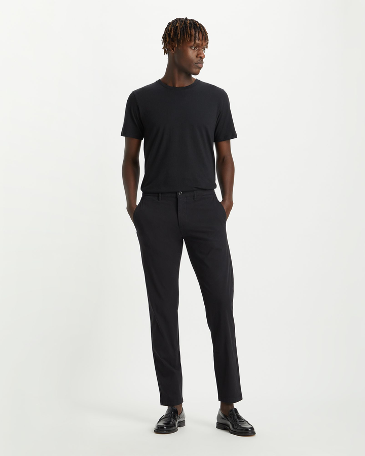 Men's Slim Tapered Fit Smart 360 Flex Alpha Chino Pants