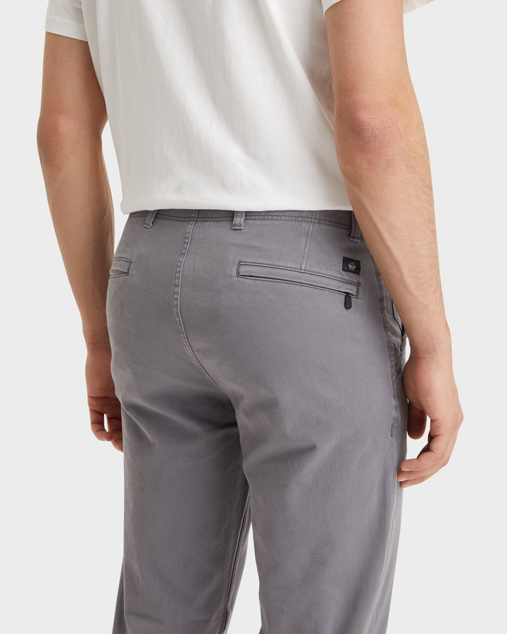 Men's Slim Fit Smart 360 Flex Alpha Khaki Pants