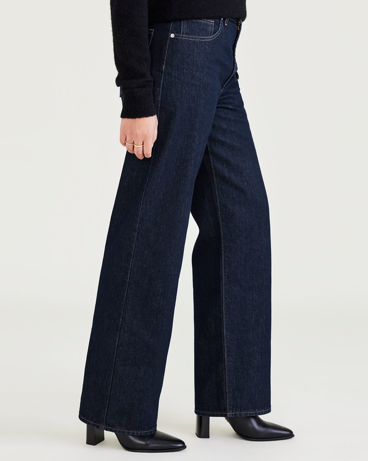 Women's Relaxed Fit Mid-Rise Jeans