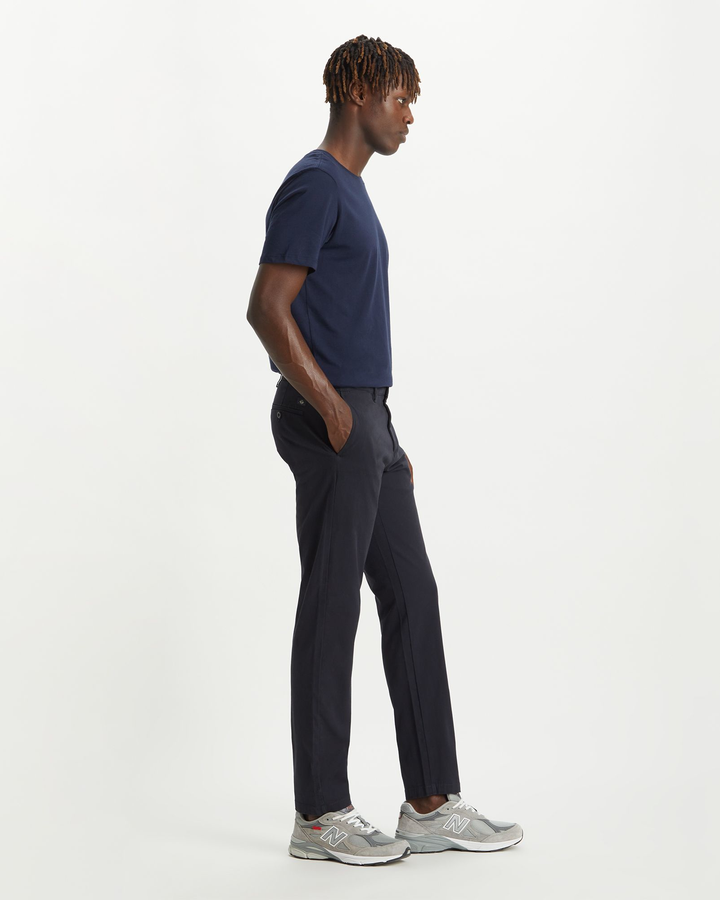 Men's Slim Tapered Fit Smart 360 Flex Alpha Chino Pants