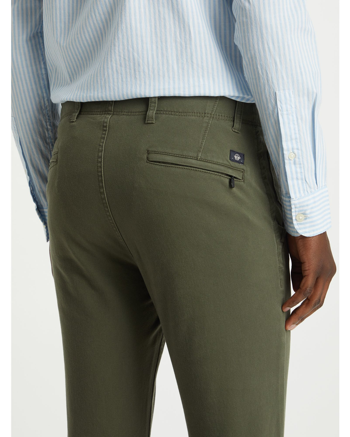 Men's Skinny Fit Smart 360 Flex Alpha Khaki Pants