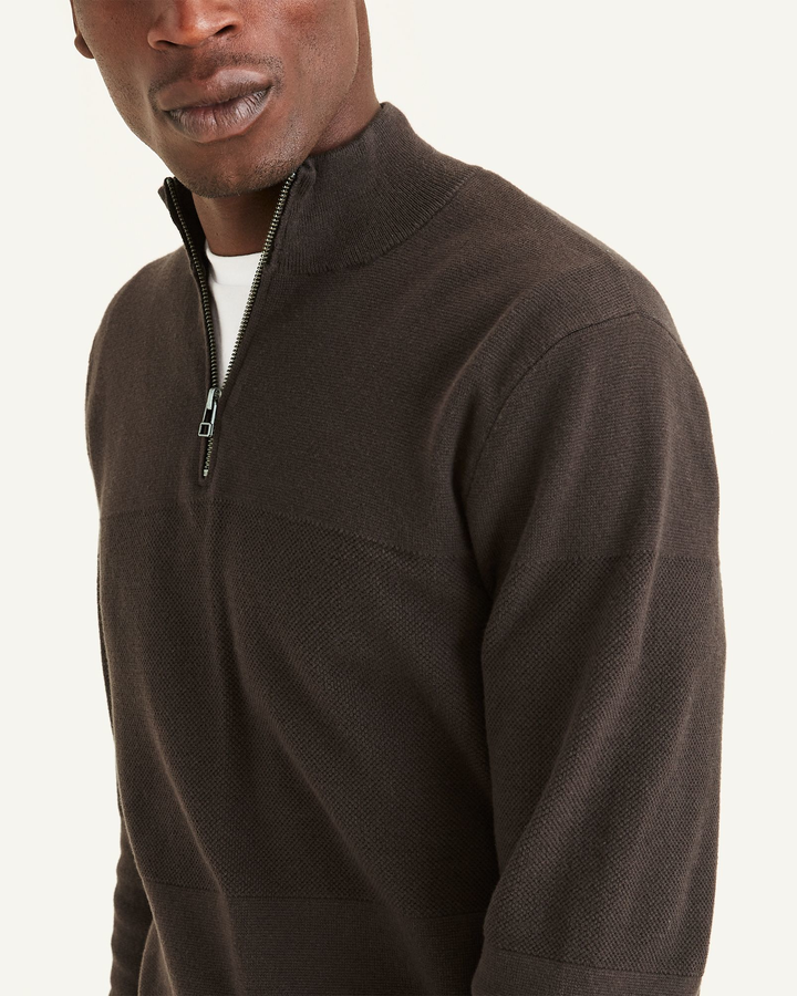 Men's Regular Fit Quarter Zip Sweater