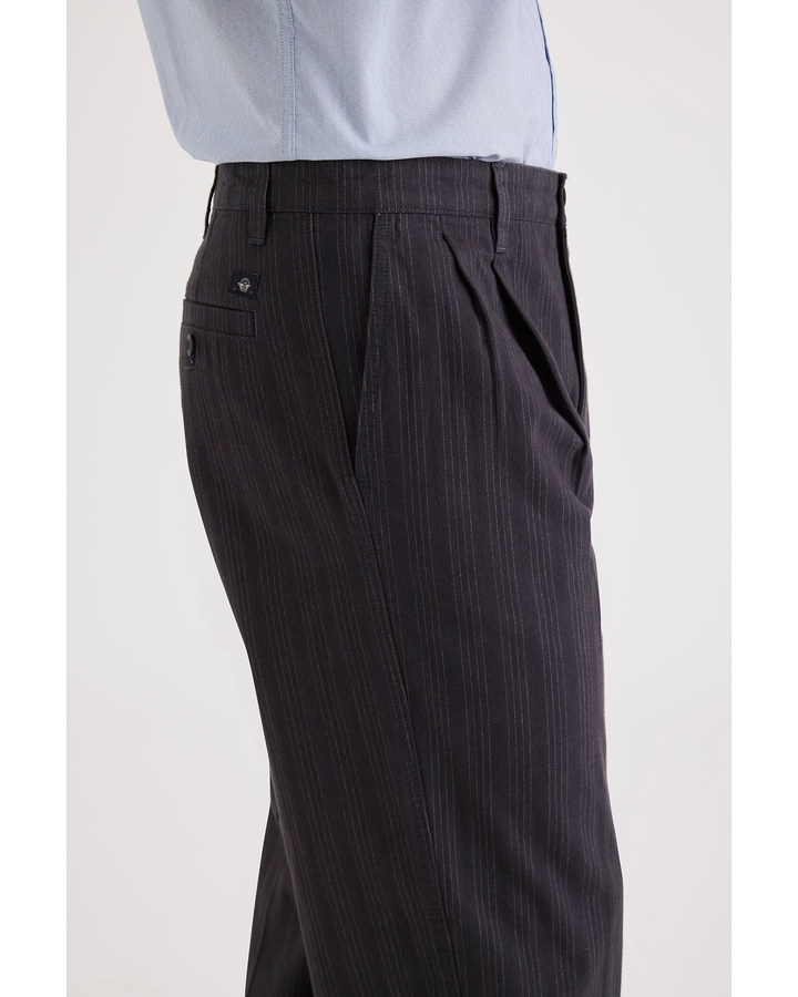 Men's Loose Fit Pleated Original Chino Pants