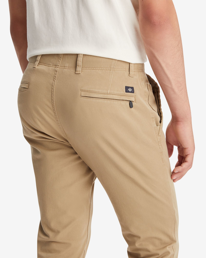 Men's Skinny Fit Smart 360 Flex Alpha Khaki Pants