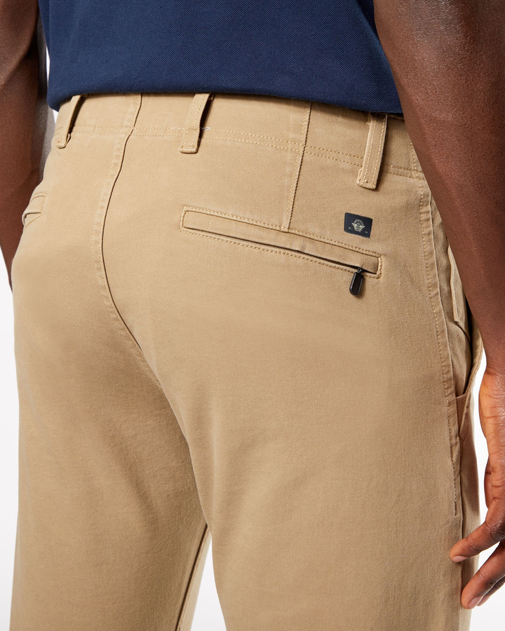 Men's Slim Fit Smart 360 Flex Alpha Khaki Pants