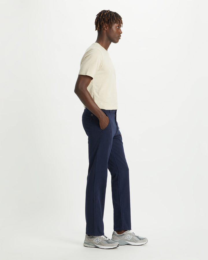 Men's Slim Fit Smart 360 Flex Alpha Khaki Pants