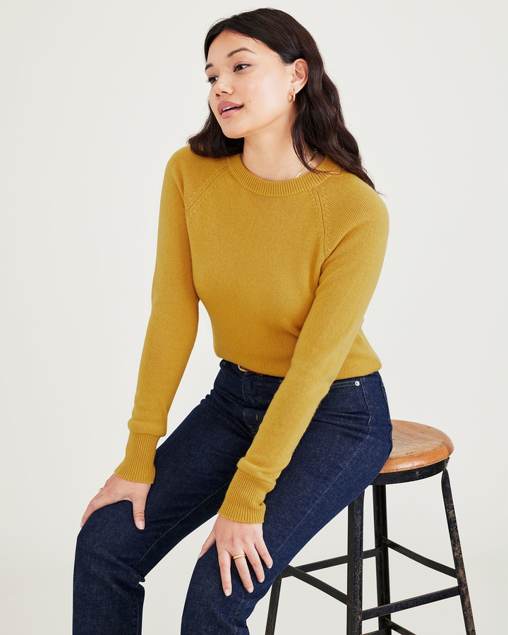 Women's Classic Fit Crewneck Sweater