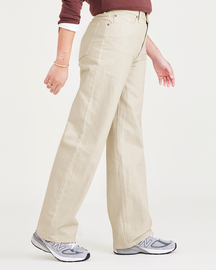 Women's Relaxed Fit Mid-Rise Jeans