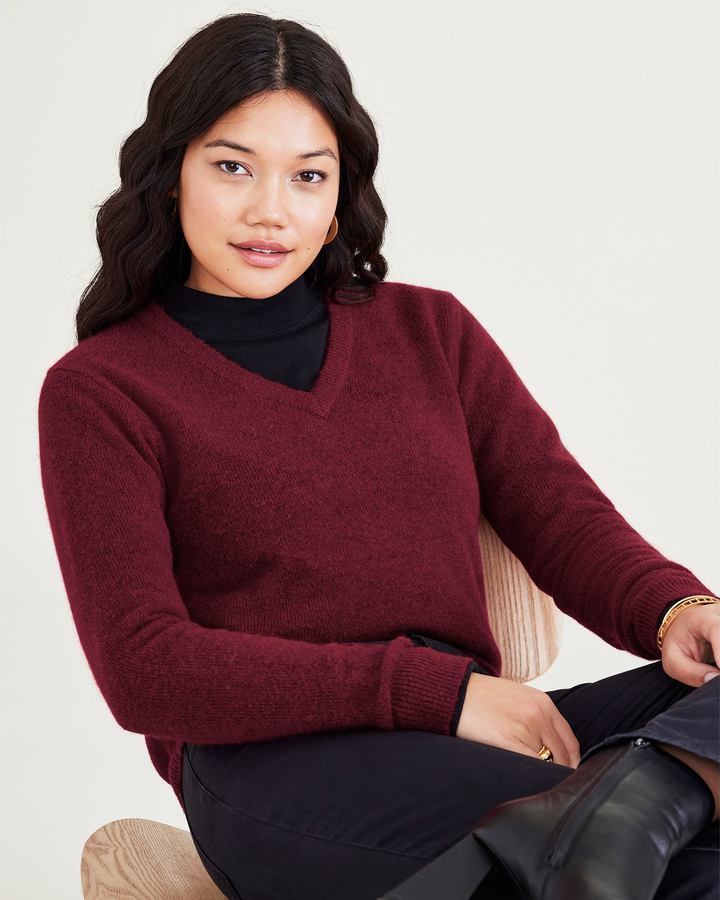 Women's Regular Fit V-Neck Sweater